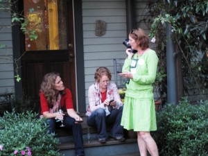 Laura Schaub, Amy Stewart and Helen Yoest, real-time Twittering