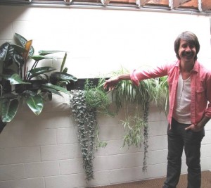 Miguel shows off a 5-pocket Woolly planter