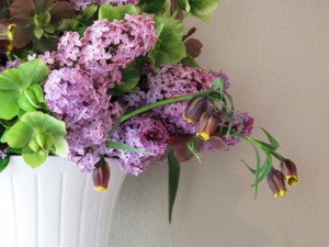 Take a visual "whiff" and enjoy this combination of three lovely flowers.