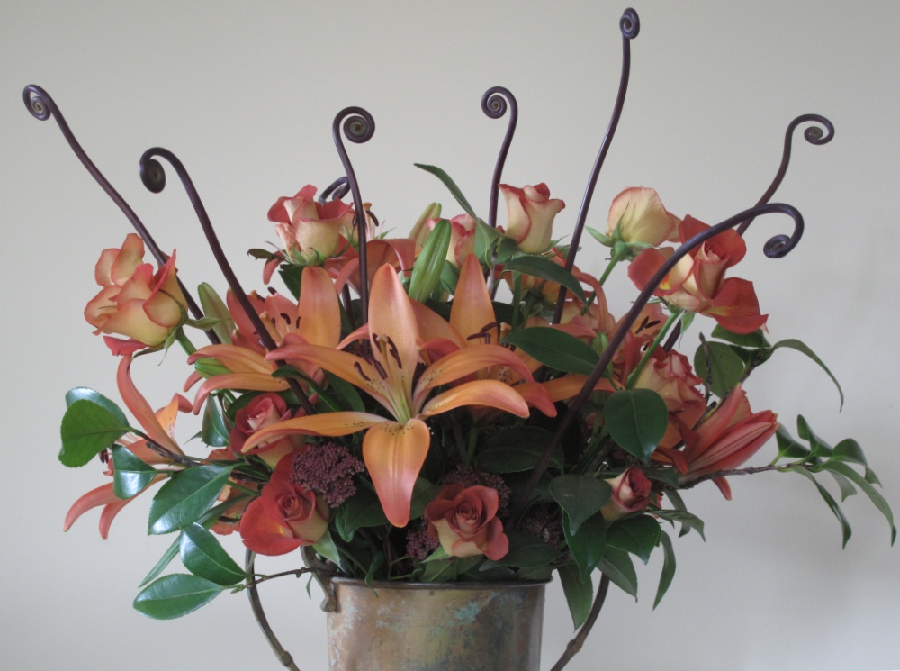 This is the second - MUCH better - version of my rose-and-lily bouquet.