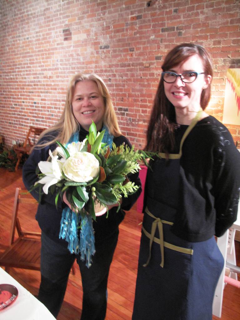 Alicia Schwede of Flirty Fleurs joined Erica to pose with her centerpiece.