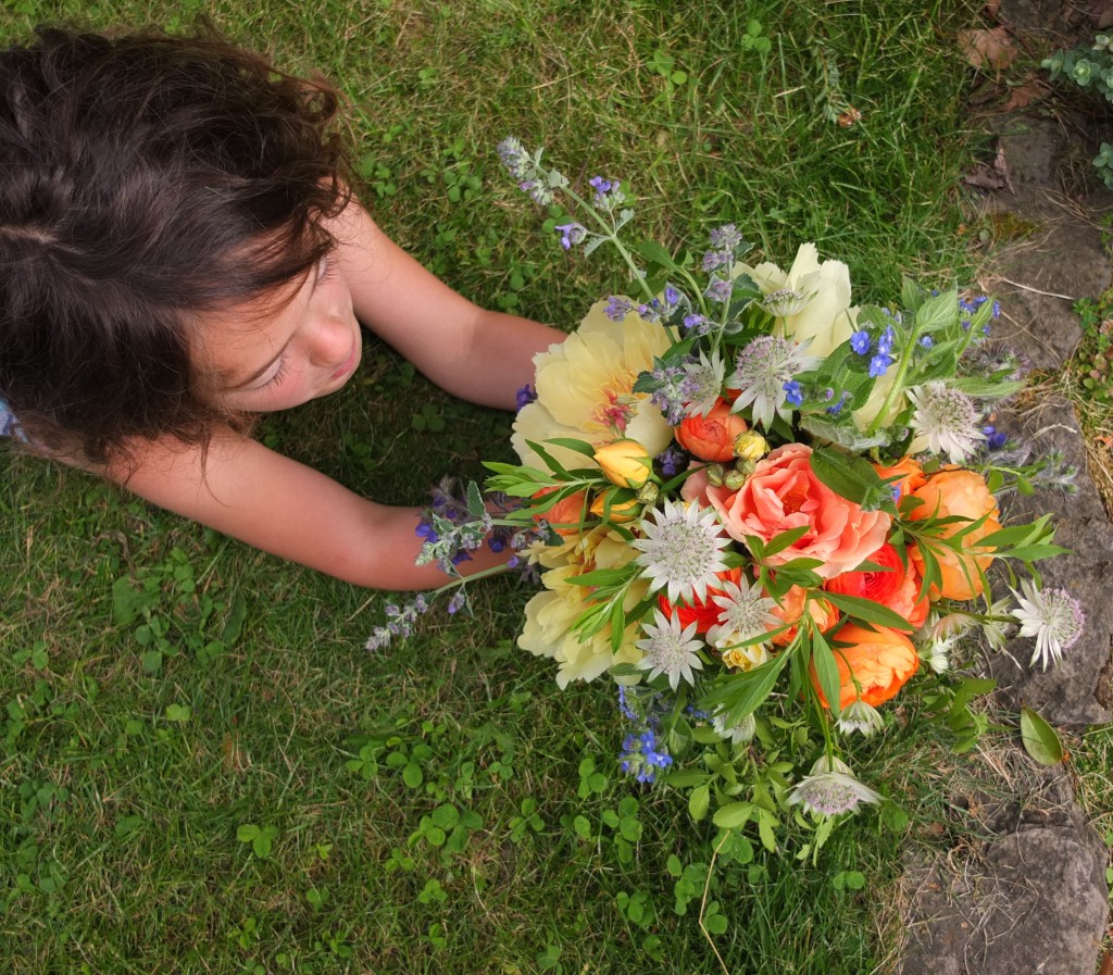 Kailla's work, a seasonal and local floral bouquet.