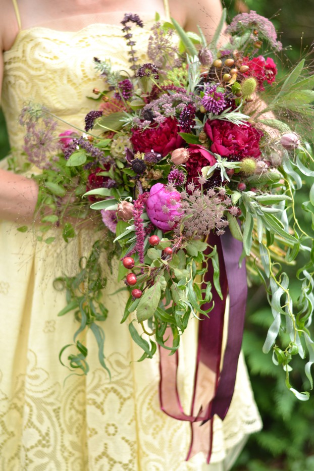 A brighter floral palette is super romantic and feminine. Design: Buckeye Blooms