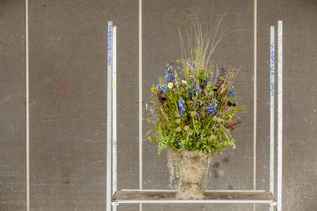 Painting with Flowers – an artist’s garden in a vase (c) Photo by Julian Winslow for New Covent Garden Flower Market