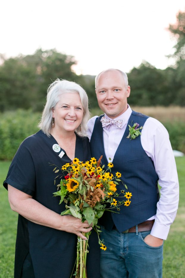 Kasey Cronquist (R) is the administrator of Certified American Grown and producer of the F2V Dinner Tour