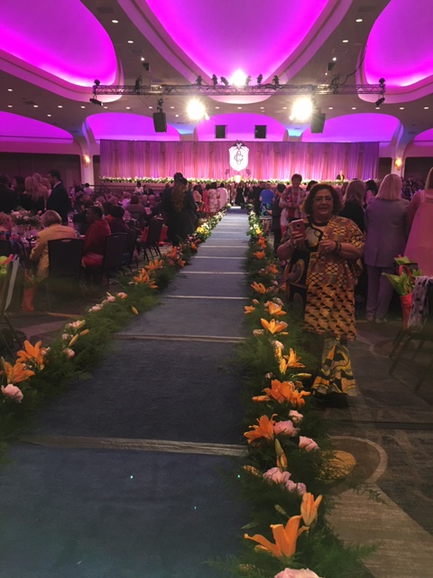 The long runway, along which the First Lady and other dignitaries were escored, was festooned on either side with a foliage and floral garland.