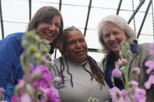 Urban Buds' owners, Miranda & Mimo, shared their flowers and their story with me.