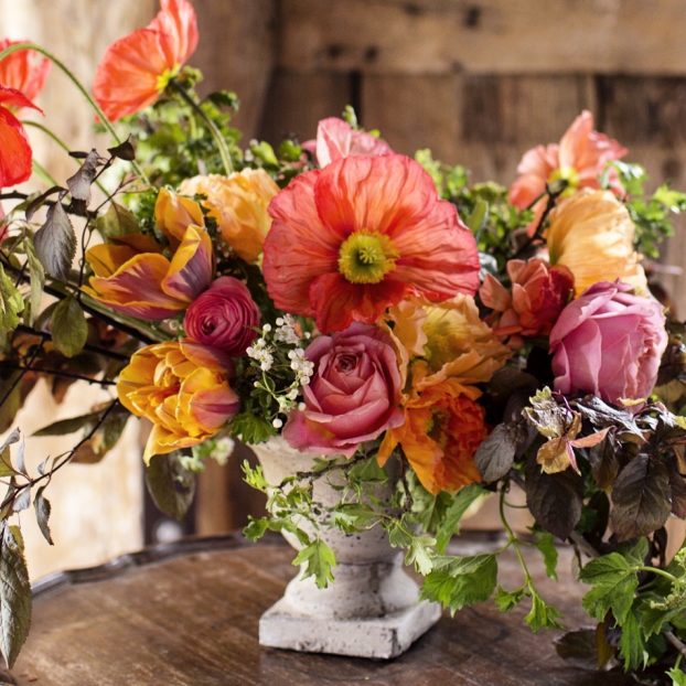Stunning! Meg's flowers and design aesthetic are exquisite.