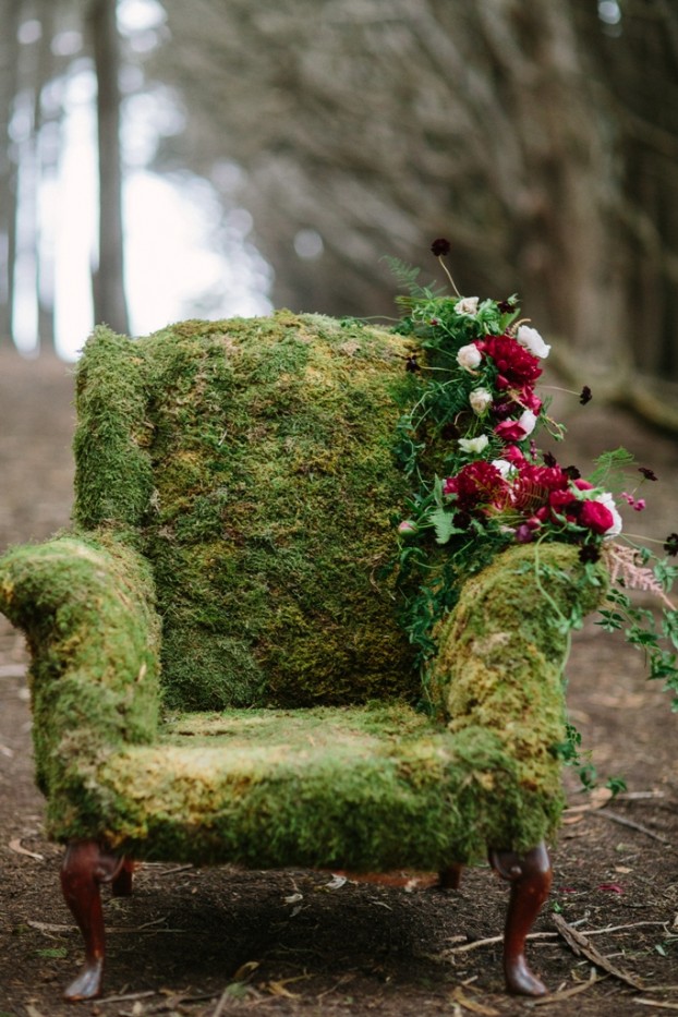 The famous moss armchair is a popular feature of many Three Sisters' weddings, designed by Susan Kelly.